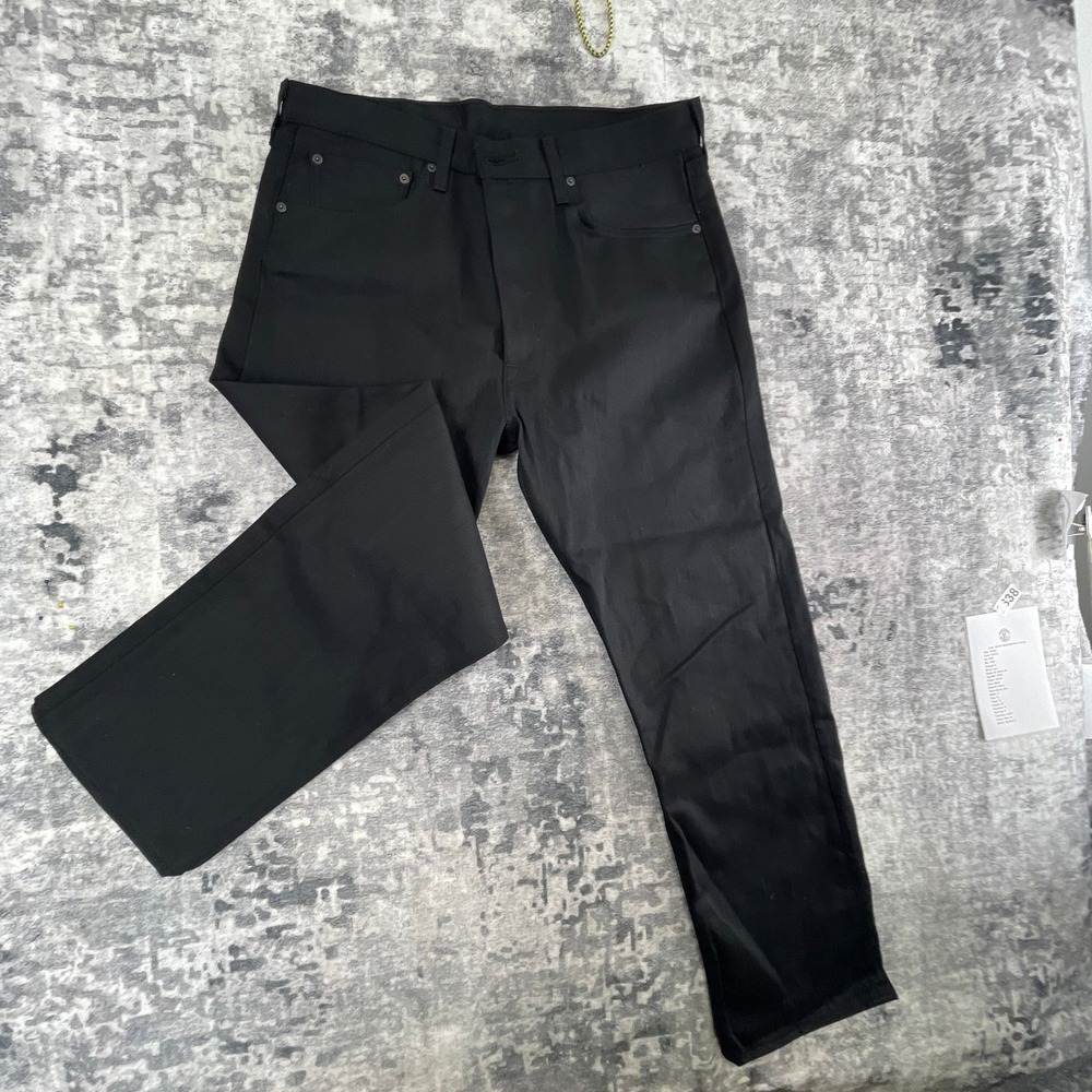 Levi 501 Original Men 34x30 Fit Straight Leg Jeans Black Button Fly Monochromic